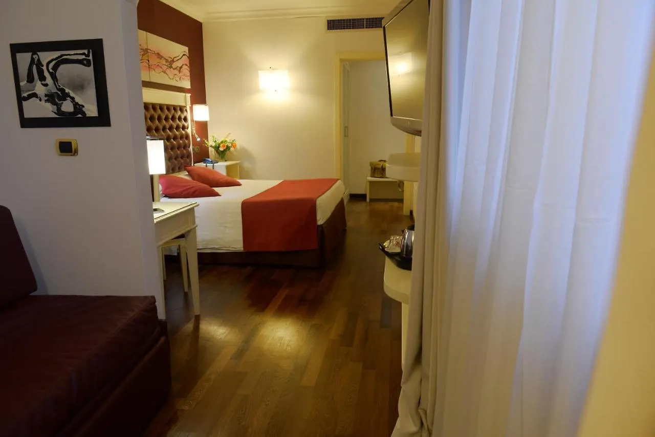 Trilussa Palace Hotel Congress & Spa Рим 4*,  Италия